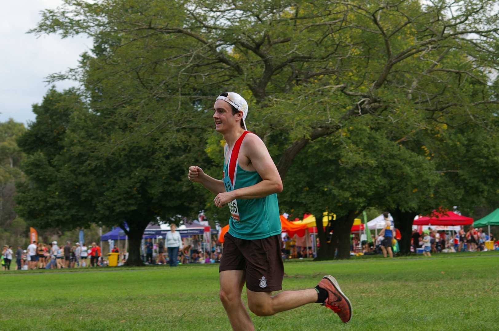 Thomas almost home (the finish line in the background)