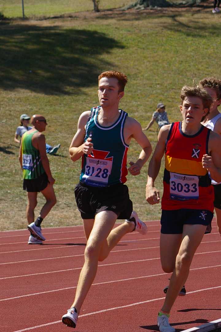 Thomas (800m)