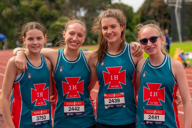 Ivanhoe Harriers Under 16 4x400 Relay Team